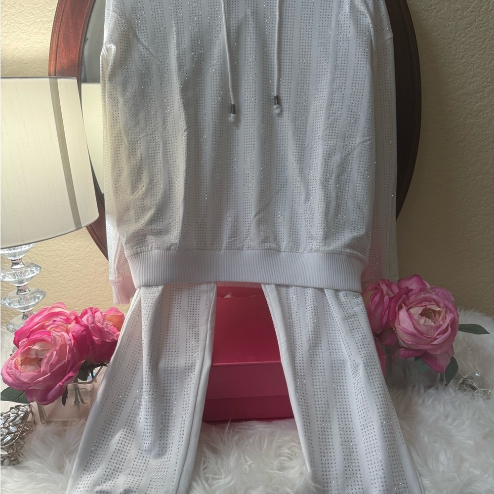 Plus Size (Luxury Curvy) White Rhinestone Hoodie and Pants Set - Picture 4 of 11